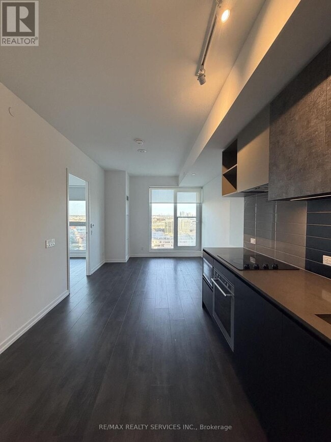 Photo - 1000 Portage Pkwy Unité 902