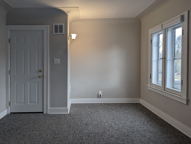 3685 Bedford St Unidad 2