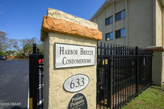 Building Photo - 633 S Palmetto Ave Unit 305