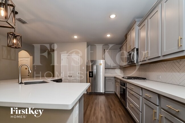 Photo - 2815 Willow Ln