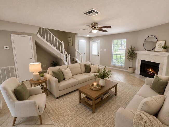 Photo - 17303 Saturn Ln
