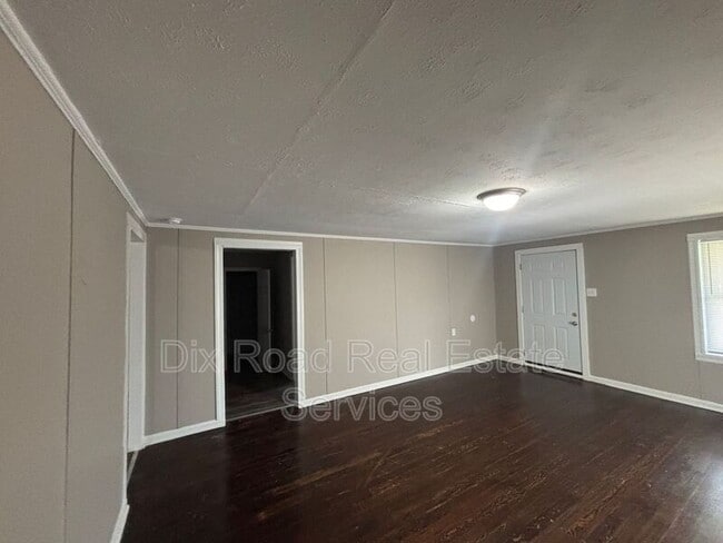 Photo - 1937 Pater Ave