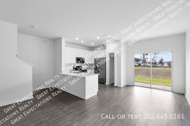 Photo - 4919 SW 81st Lp