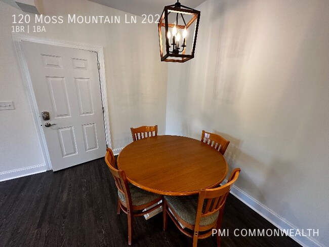 Photo - 120 Moss Mountain Ln