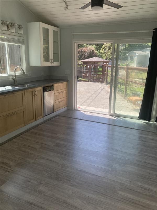 Building Photo - 140 Mendocino Pl