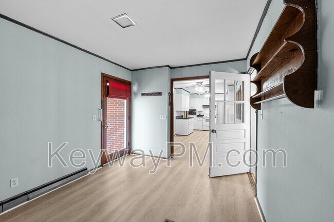 Photo - 161 Hickory Dr S Cir