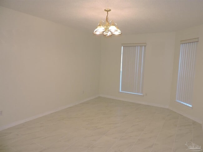 Photo - 1913 Gulf Bay Ln