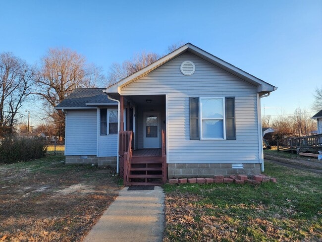 Building Photo - Cute 2 bedroom 1 bath home for rent