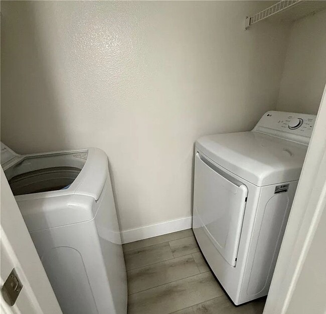 Photo - 215 Avenue E