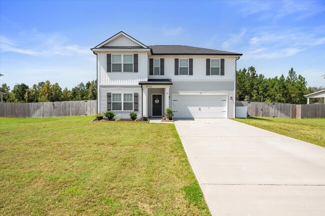 2 Car Garage with Privacy Fence - 58 Summerhill Dr NE House