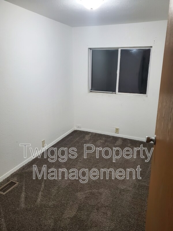 Photo - 107 Gumbo Dr