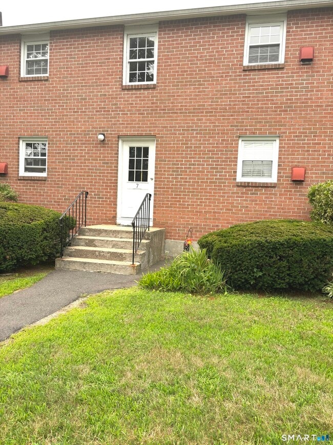7 Brickyard Rd Unit D