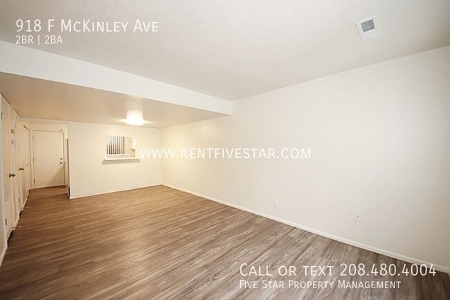 918 F McKinley Ave-