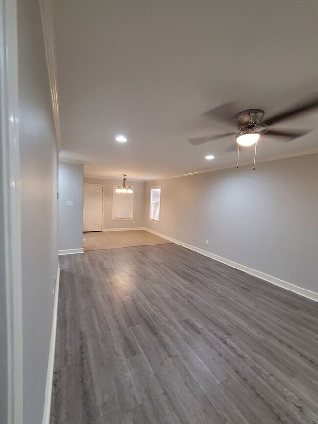 Photo - Home in Benton