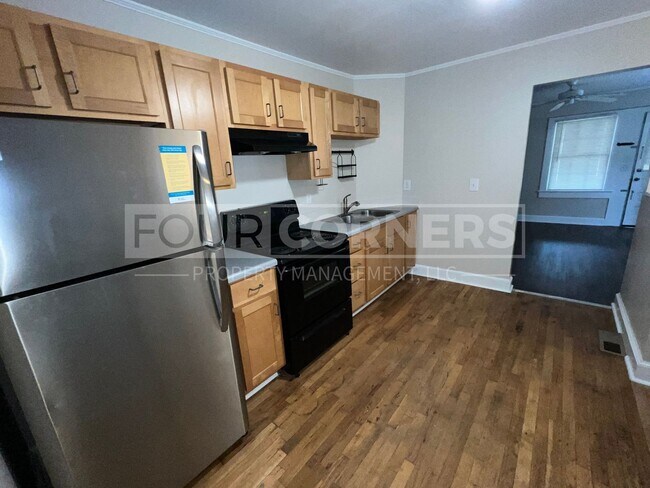 Photo - Charming 2 Bedroom 2 Bath in Historic Building Unidad 121
