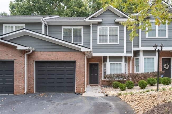 Photo - 2680 Pine Tree Rd NE