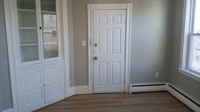 Photo - 275 Jefferson Ave Unit 3