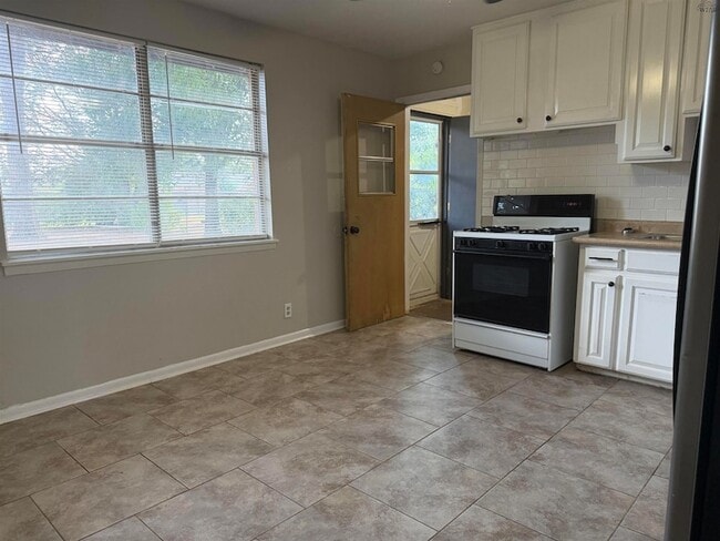 4613 Langford Ln