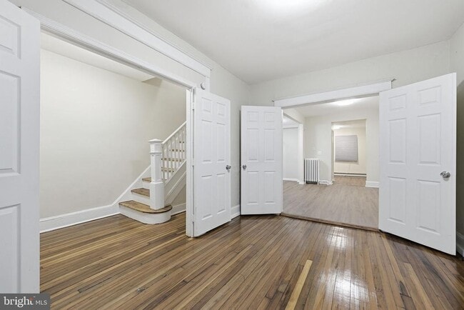 Photo - 711 Harvard St NW