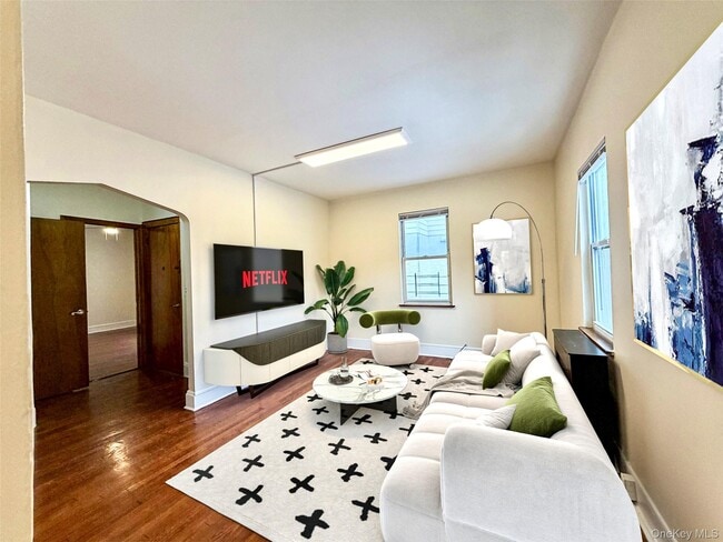 Building Photo - 33-31 163rd St Unit 2