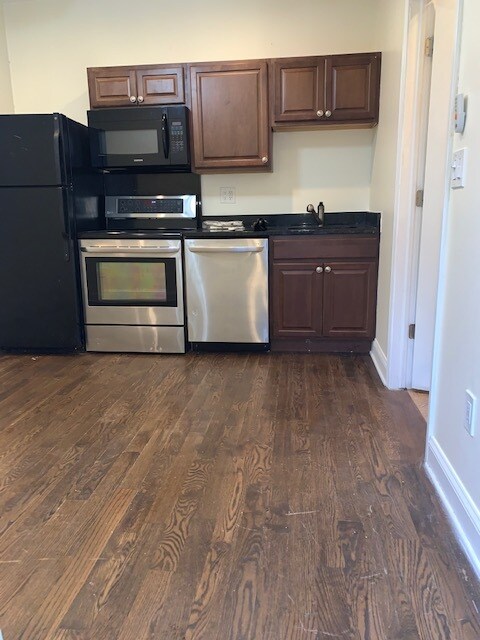 Photo - 958 N Hoyne Ave Unit 1R