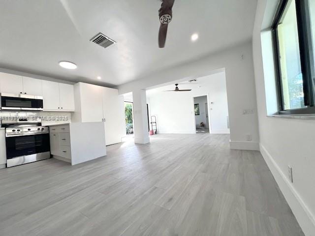 Building Photo - 2645 SE 1st Ct Unit 4