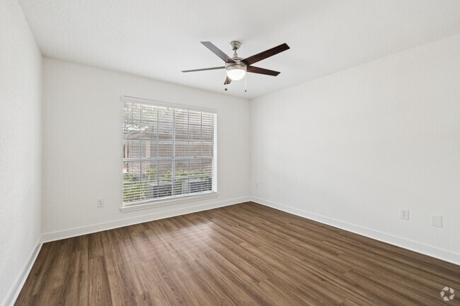 A2R 1BR, 1BA - 676SF - Bedroom