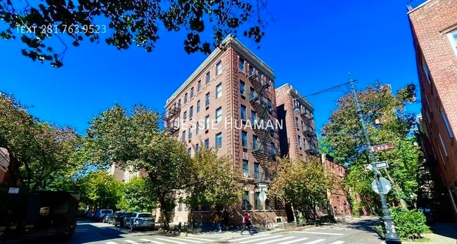 Building Photo - 240 Waverly Pl Unit 22A