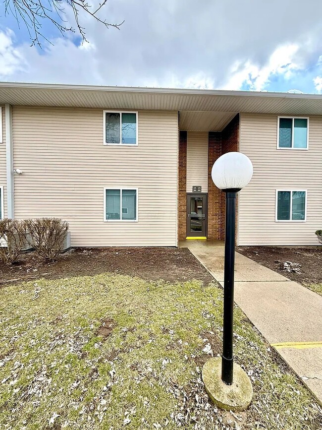 2275 N Cable Rd Unit 164
