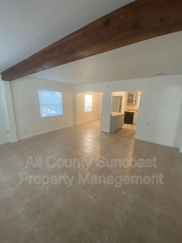 Photo - 4814 10th Ave N
