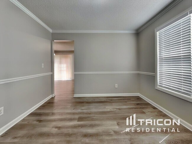 Photo - 156 Hillcrest Ct