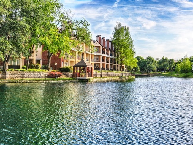 Photo - Tonti Lakeside