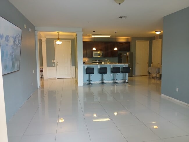 3368 Robert Trent Jones Dr Unidad 206
