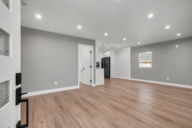 25223 Weston Rd