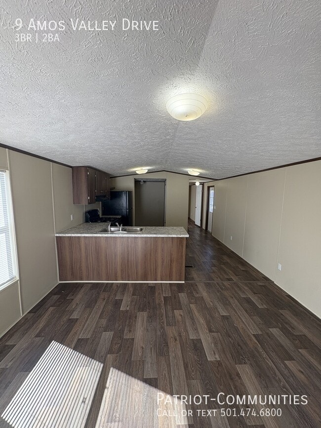 Photo - 9 Amos Valley Dr