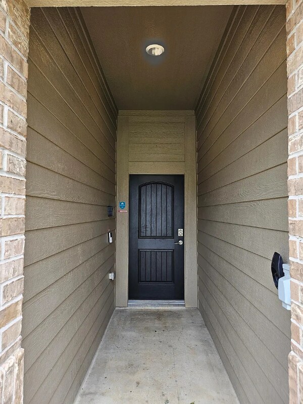 Photo - 7811 Tindarey Maple Trace