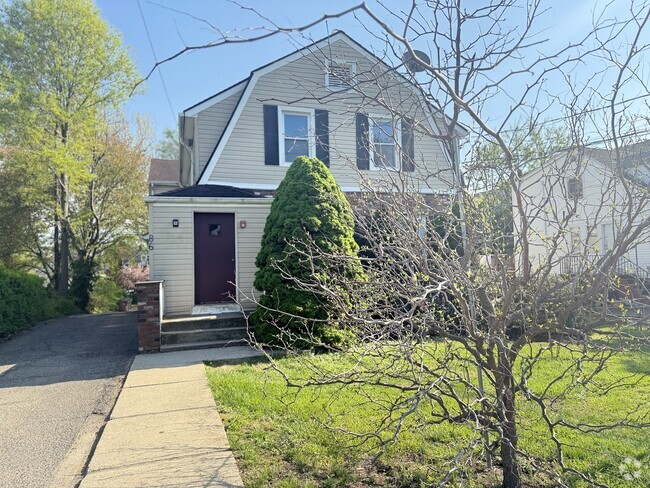 Building Photo - 86 Pine Hill Ave Unit #2 Rental