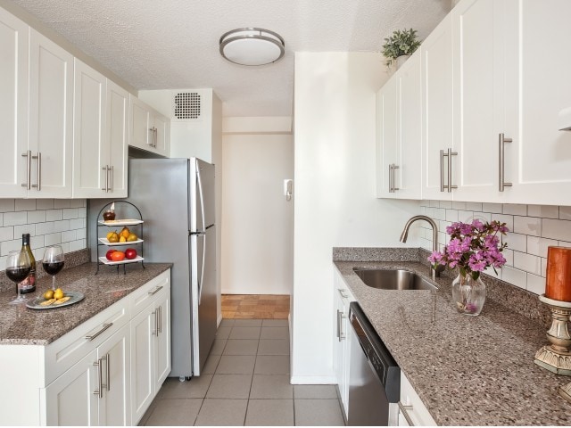 The Somerset Kitchen Finish Level