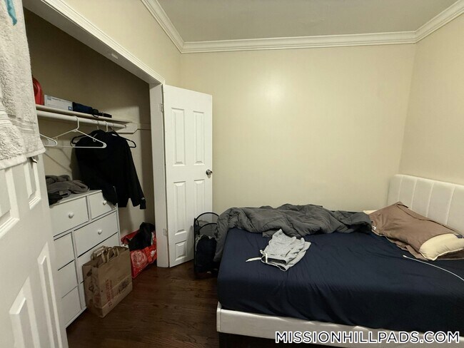 Photo - 712 Shawmut Ave Unidad 2R