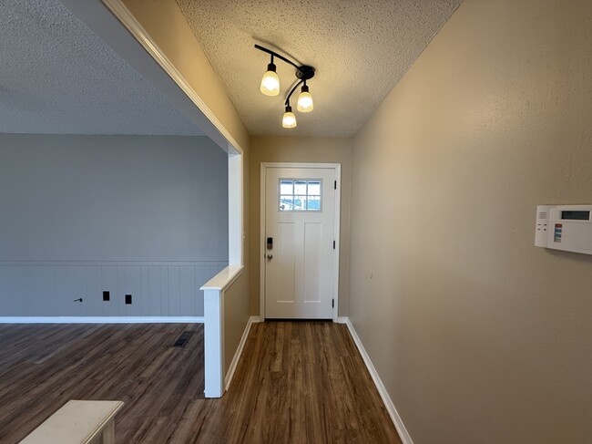 Photo - 714 E Beaver St