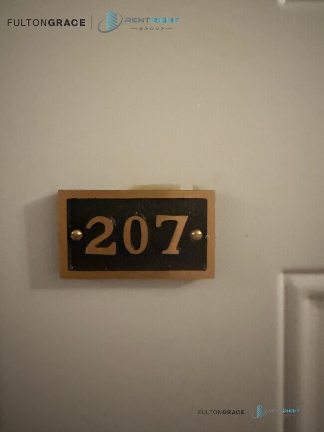 Photo - 4526 N Sheridan Rd Unit 207