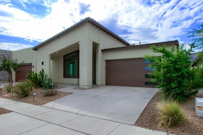Photo - 1005 E Paseo Way