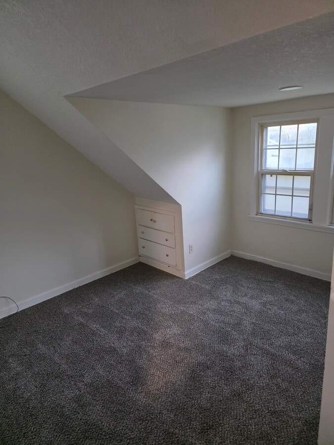 Photo - 213 E Carlton St