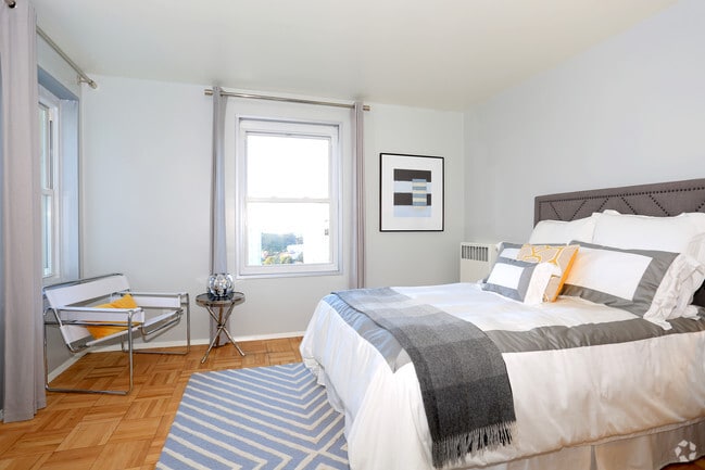 2HAB, 2BA - Parkmerced Apartments