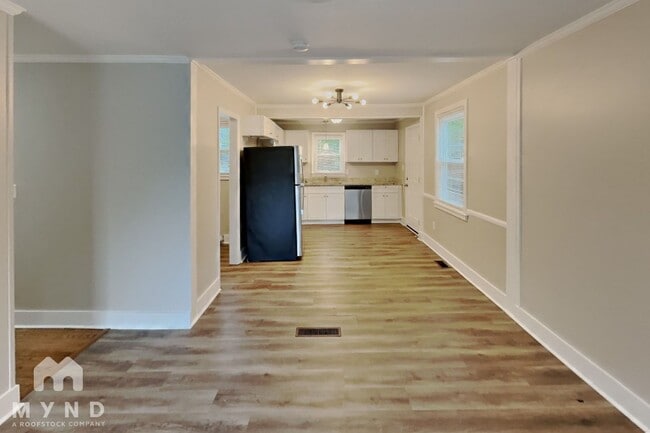 Photo - 514 E 12th Ave