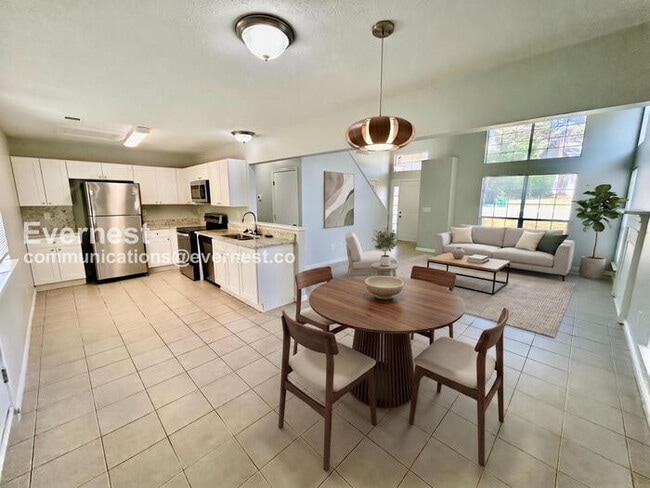 Photo - 5049 Donnell Way