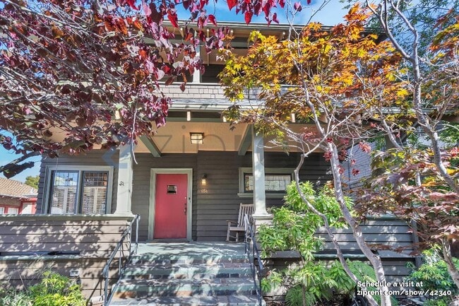 Building Photo - 654 Chetwood St Rental