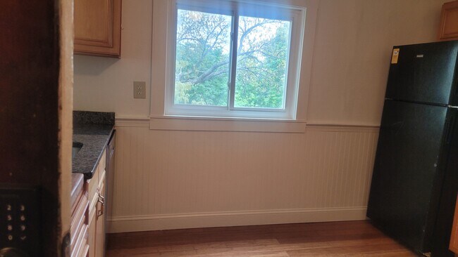 Photo - 23 Desmond Rd Unit 2