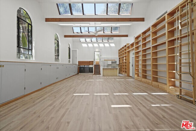 Building Photo - 28828 Selfridge Dr Rental
