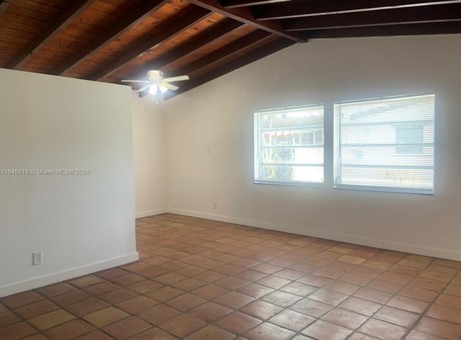 429 SW 25th Ter